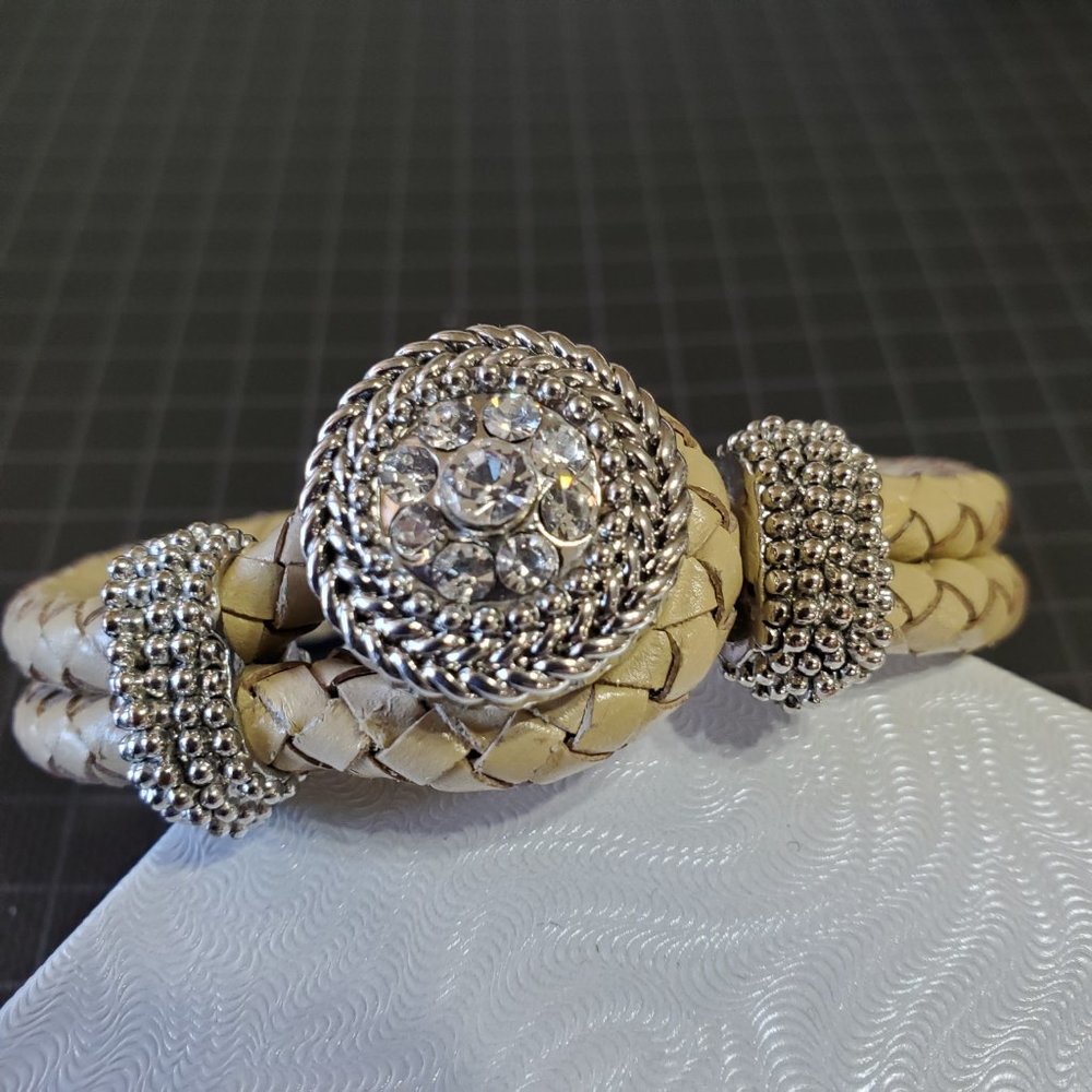 Ginger Snap/Interchangeable Button Snap Leather N… - image 5